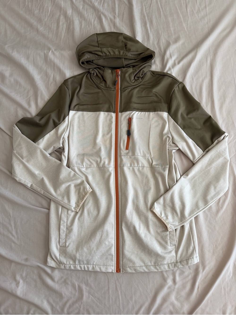 Aspen Green and Cream Hooded Softshell Zip Up Jacket (M)